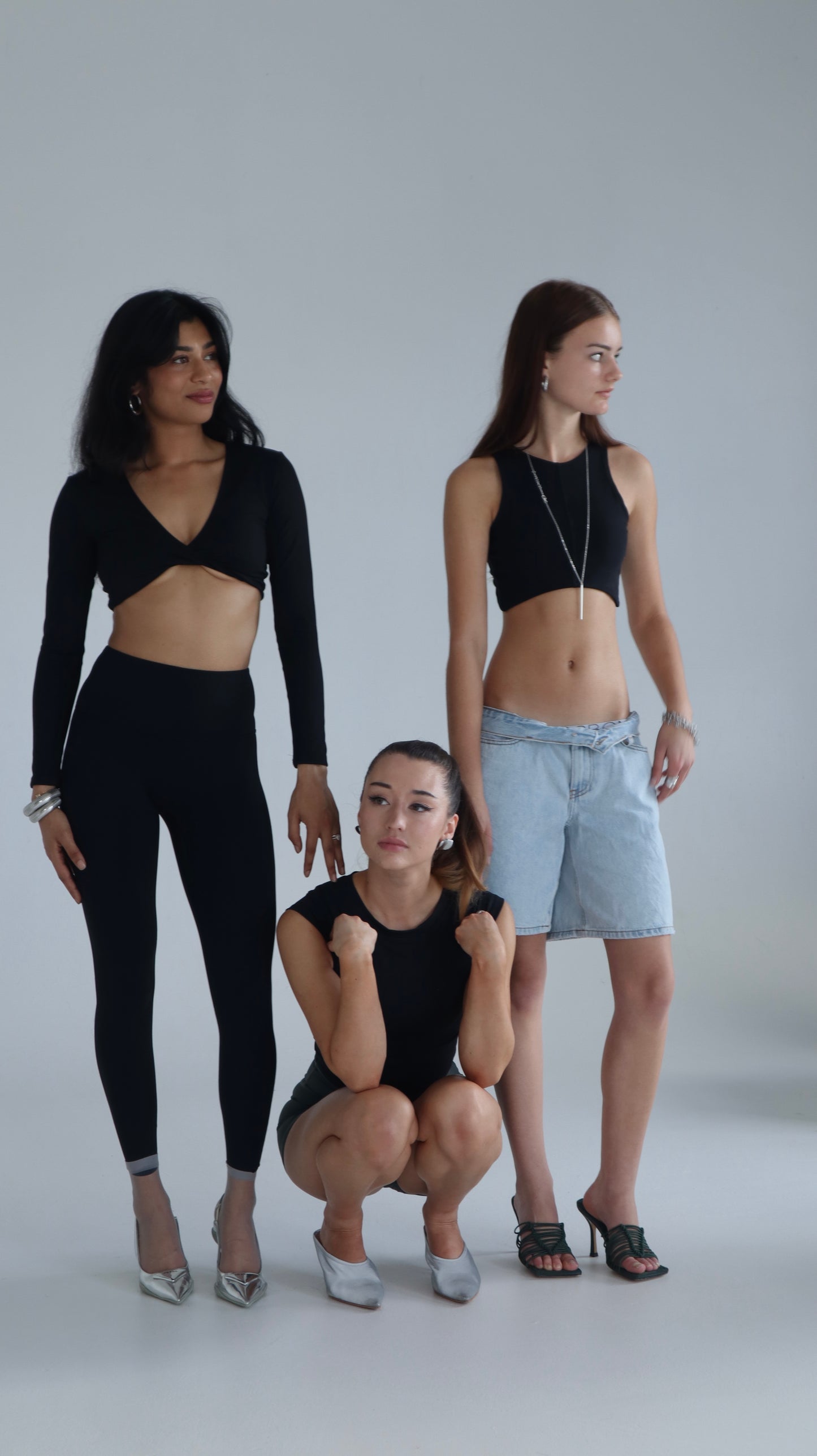 TWIST TOP Black